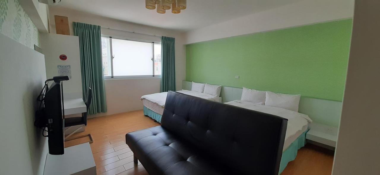 Sky Square Homestay Манонг Екстериор снимка