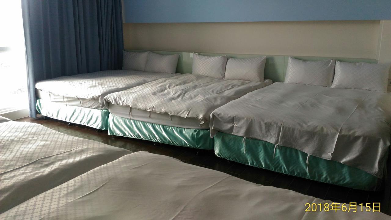 Sky Square Homestay Манонг Екстериор снимка
