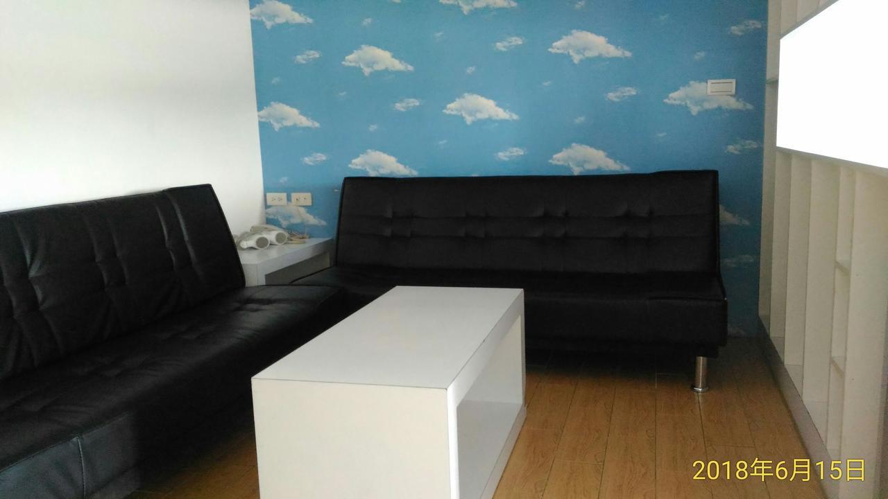 Sky Square Homestay Манонг Екстериор снимка